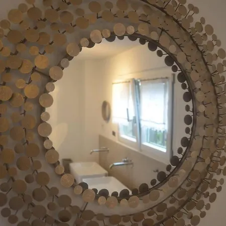 Casa de Férias Casa Lario Naggio (Lombardy)